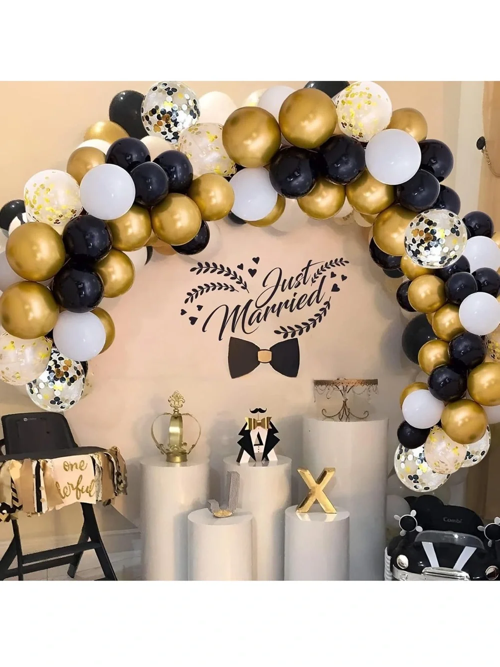 Gold, Black & White Confetti Balloon Party Set